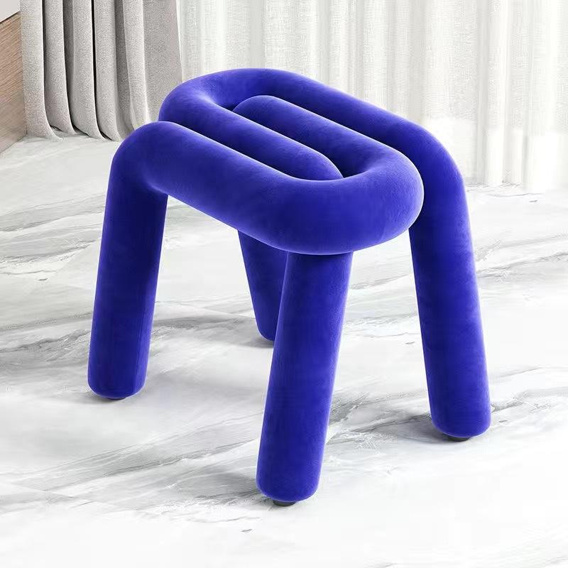 02.Ottomans & Benches